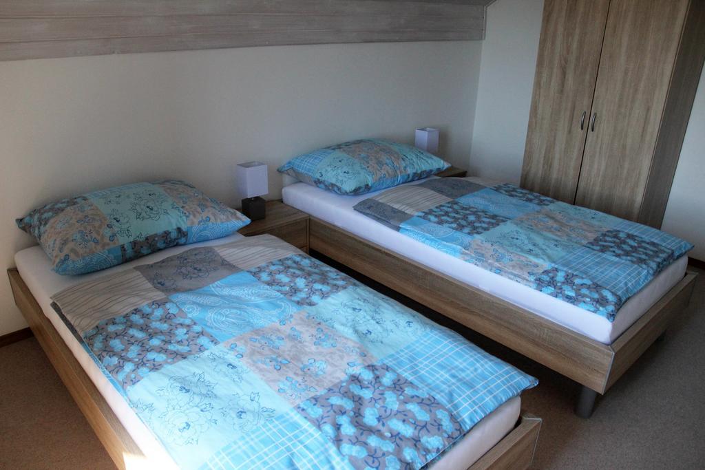 Lake House Apartment メドヴォデ エクステリア 写真